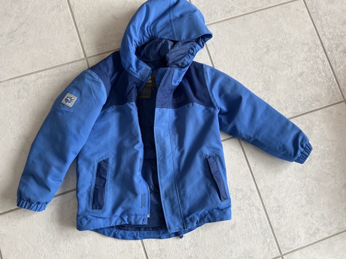 Jack Wolfskin Giacche & Cappotti: Jacke Jack Wolfskin Gr 116 – Usato da Lostorf venduto da Venice16