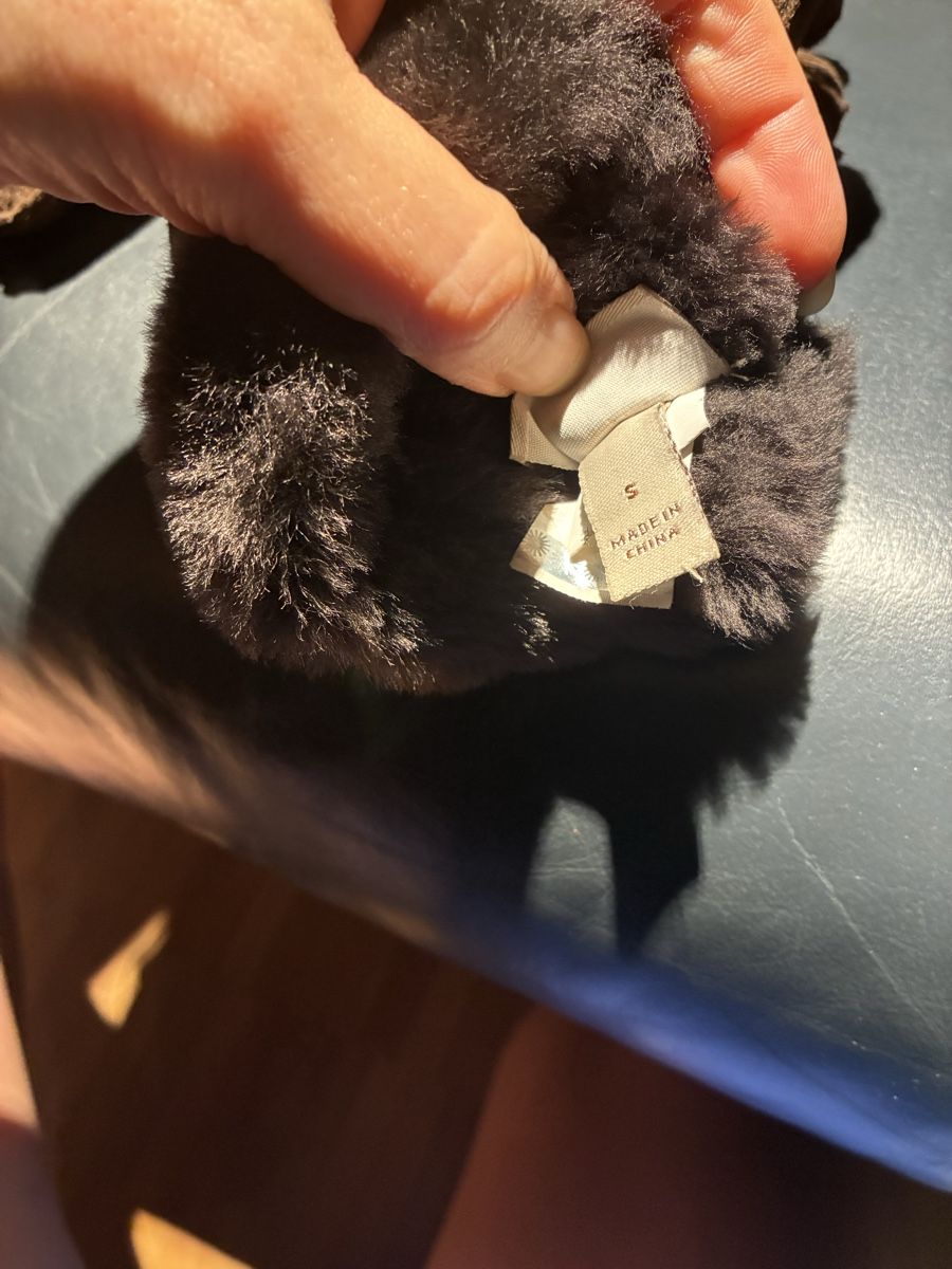 Ugg Handschuhe & Handstulpen: Ugg Handschuhe 🧤 – Gebraucht aus Laupen BE von ole_l8gg 2