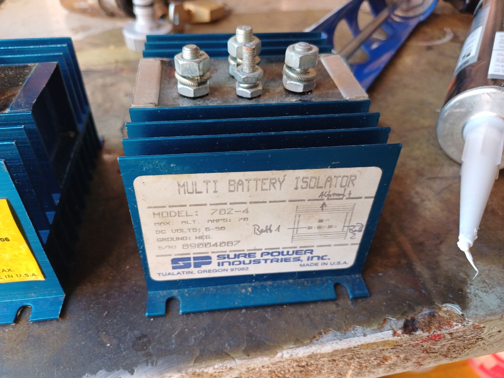 Batteries: Batterie Isolator Sure Power 702-4 – D'occasion à Arbon par sackguet