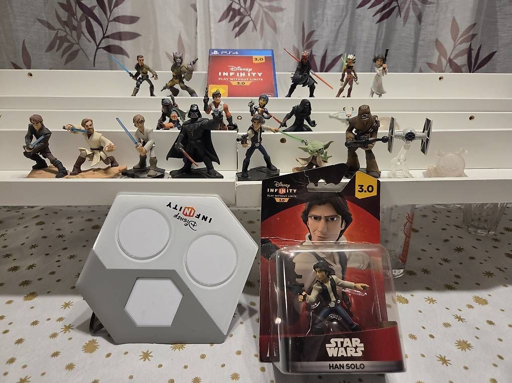 Giochi: Playstation 4 Infinity Star Wars  – Usato da Grüningen venduto da hallonetti 2
