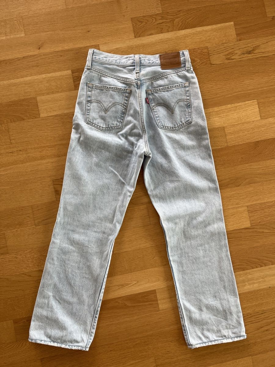Levi's Jeans: Levi's Ribcage Straight Ankle Jeans, hellblau, Grösse 26 – Gebraucht aus Zürich von ufe_f5q5 2