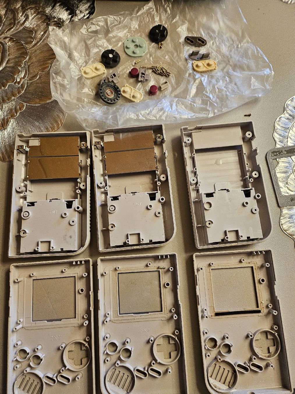 Nintendo Konsolen: Nintendo Gameboy Cases Ersatzteile  – Gebraucht aus St. Gallen von Cocos_Ricardo 8