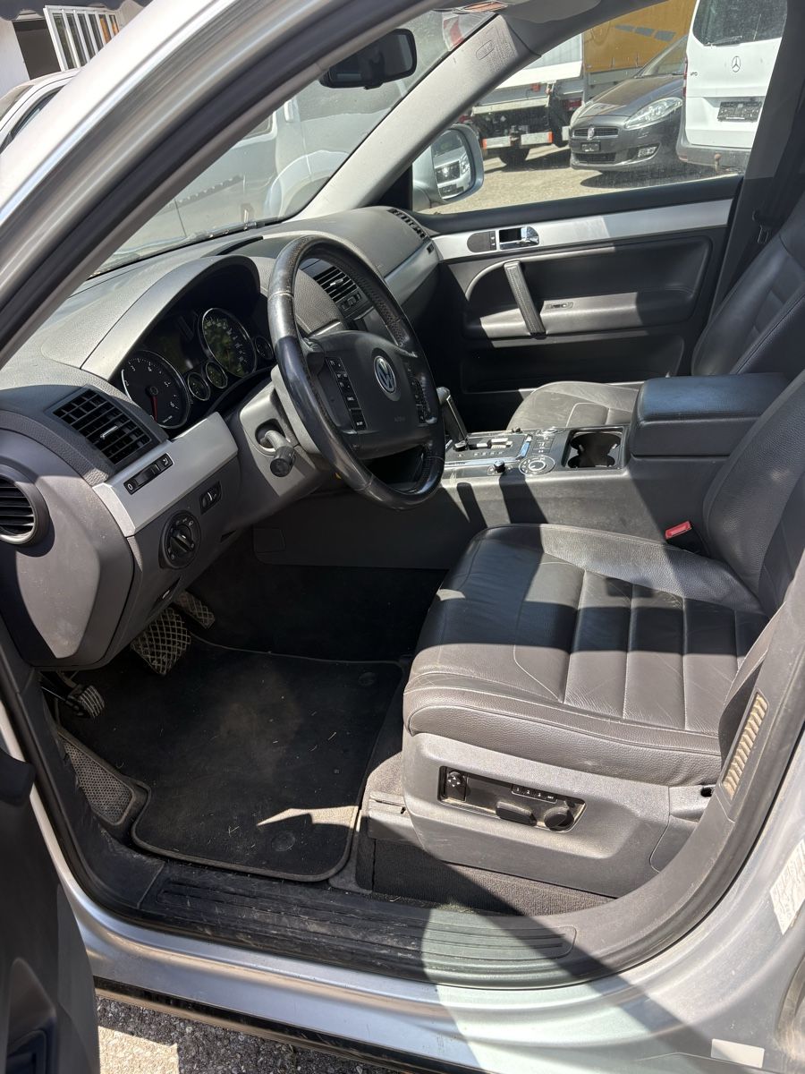 VW Automobili: Vw Touareg 3 l Diesel – Usato da Menzingen venduto da Edelmuni7 3