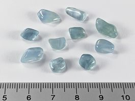 Aquamarin getrommelte kleine Steine 10Stk. 17.10ct