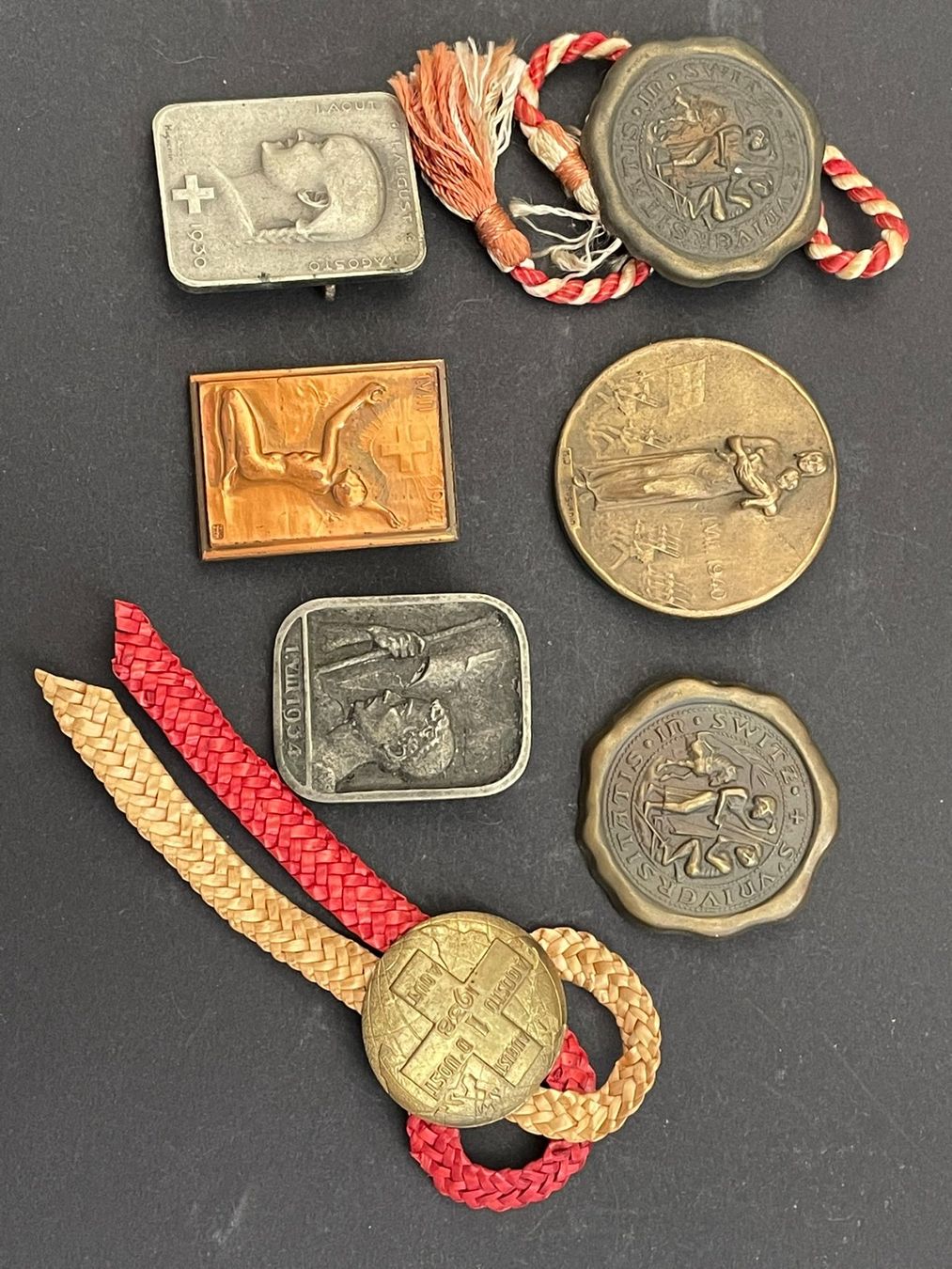 Placchette & Badge: 1. Augustabzeichen div. Jahre – Usato da Aarburg venduto da glaibasel57