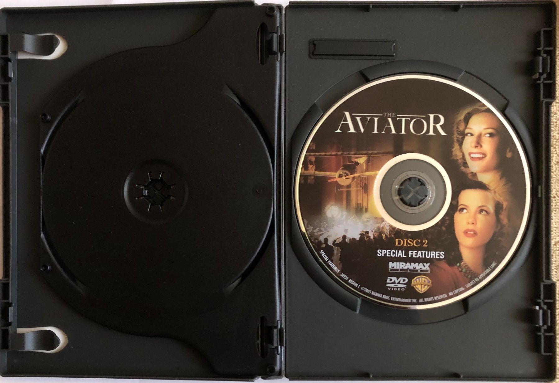 Tutti i DVDs: MARTIN SCORSESE / LEONARDO DICAPRIO - THE AVIATOR – Usato da Poliez-Pittet venduto da Newtown-Records 3