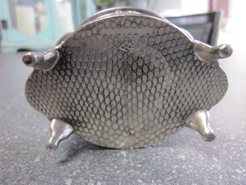 Barattoli: Alte Schmuckschatulle, Schmuckdose aus Metall versilbert – Usato da Bischofszell venduto da raika 4