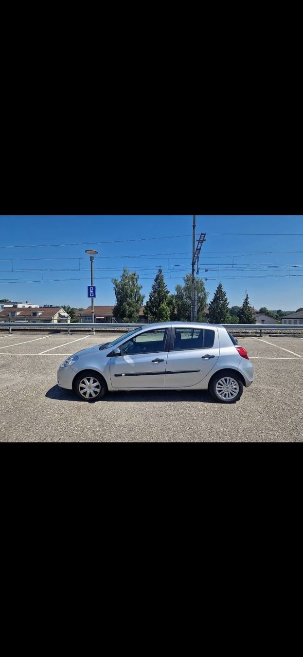 Renault Automobili: Renault Clio 1.2 – Usato da Oberburg venduto da V-n81