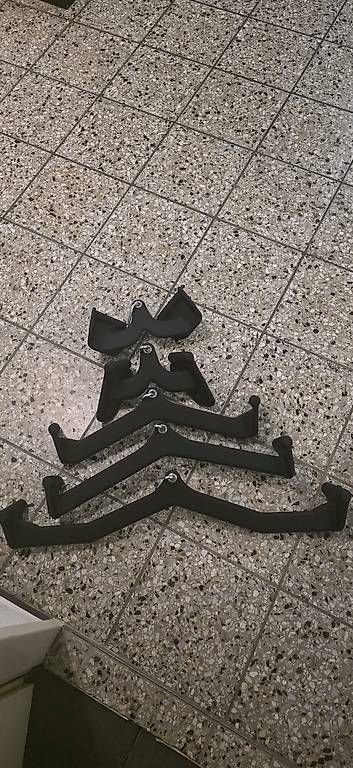 Hometrainer: Fitness Latzug griffe – Usato da Reinach BL venduto da inf_2lmk