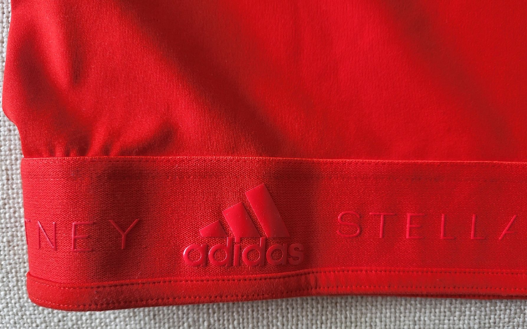 Stella McCartney Tops: Adidas by Stella McCartney Top, Grösse M, Rot – Gebraucht aus Zürich von Morianz 2