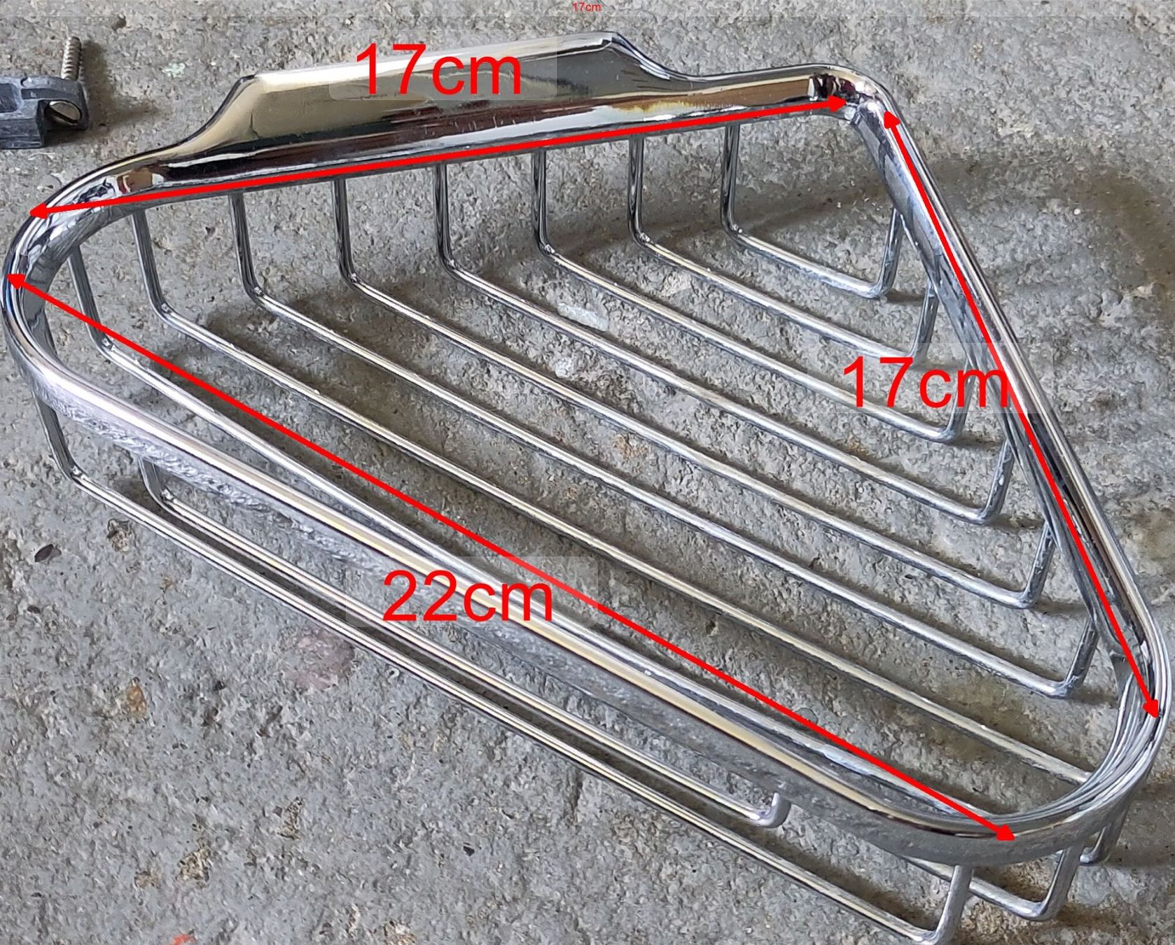 Seifenschalen: Duschkorb Ablage Eckmodell Metall Verchromt – Gebraucht aus Birmensdorf ZH von Gregc