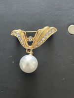 Jolie broche vintage neuve