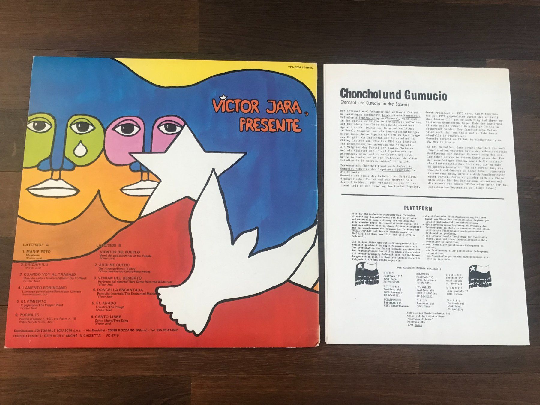 Dischi in vinile: VICTOR JARA - 4 - Presente! + Insert Kämpfendes Chile – Usato da Buchs AG venduto da Archie 1