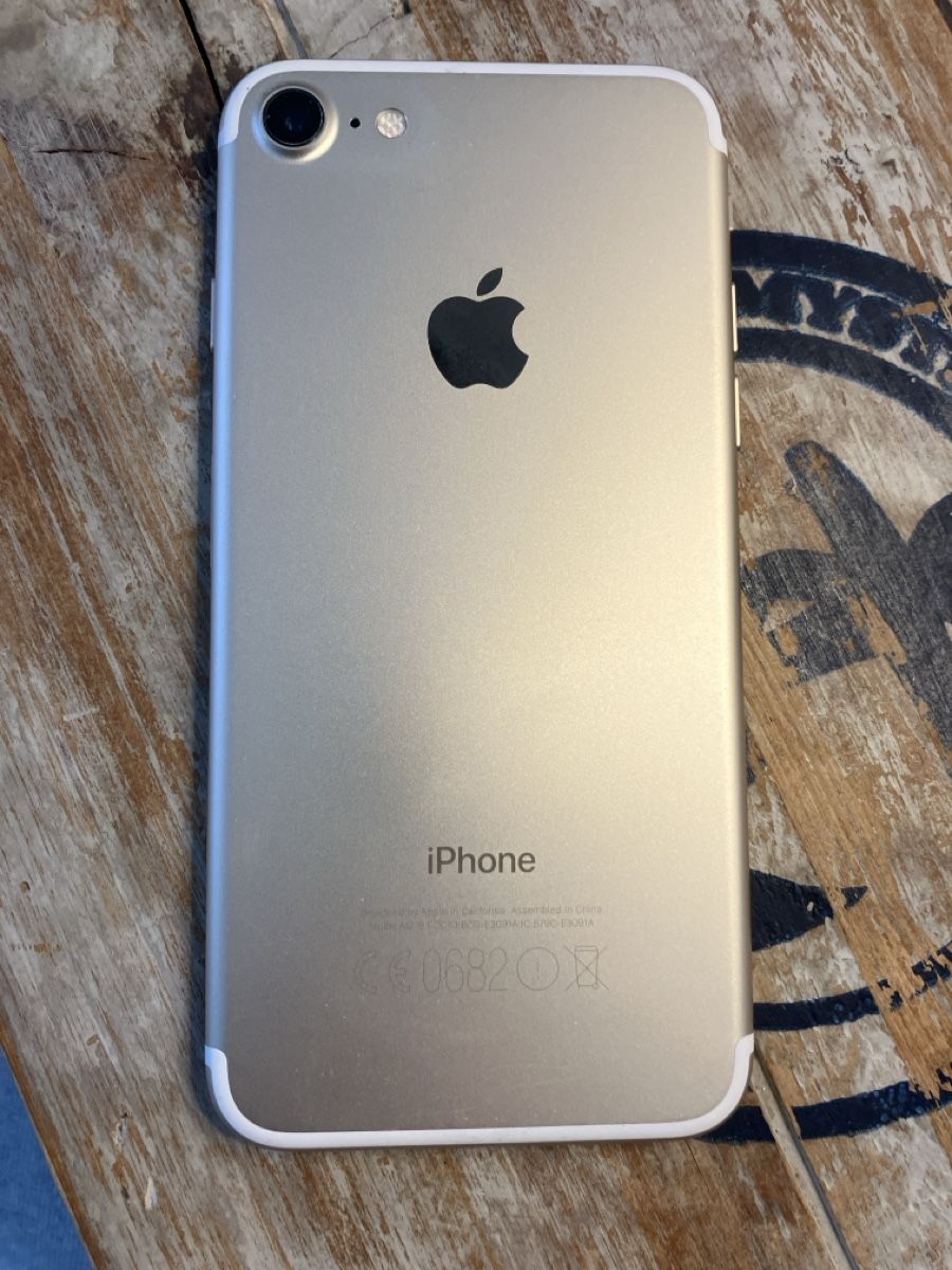 Apple Telefoni cellulari / Smartphones: iPhone 7 Gold 256GB – Usato da Bern venduto da divediver 1