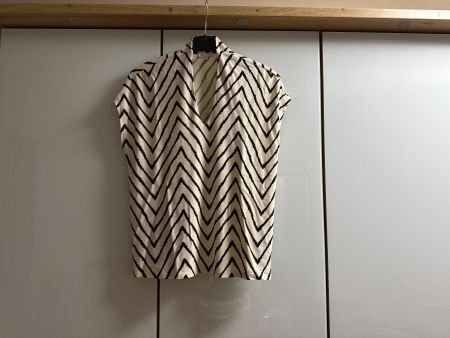 Edles Sommer Top, Bluse mit Zickzackmuster, Grösse M