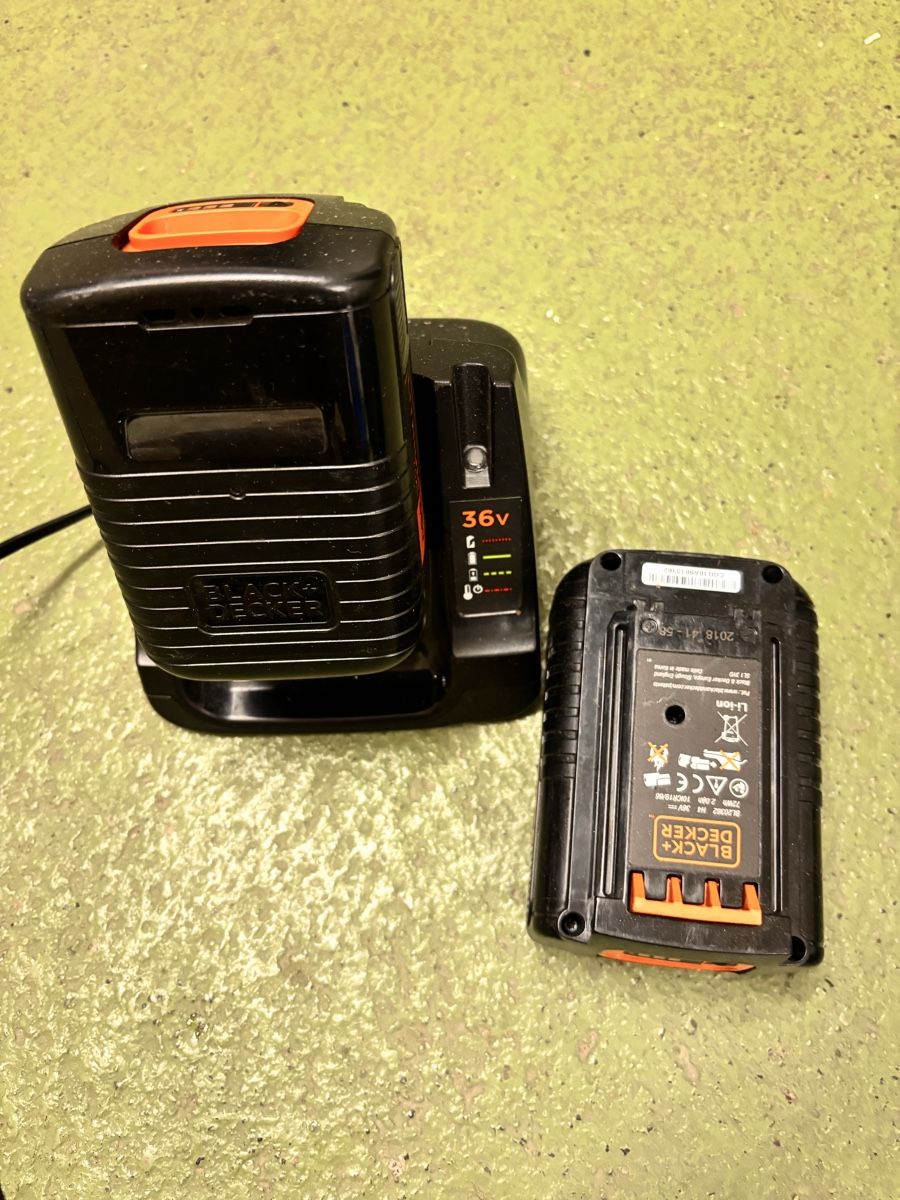 Tondeuses à gazon: Rasenmäher Black& decker – D'occasion à Zürich par Saho86 1