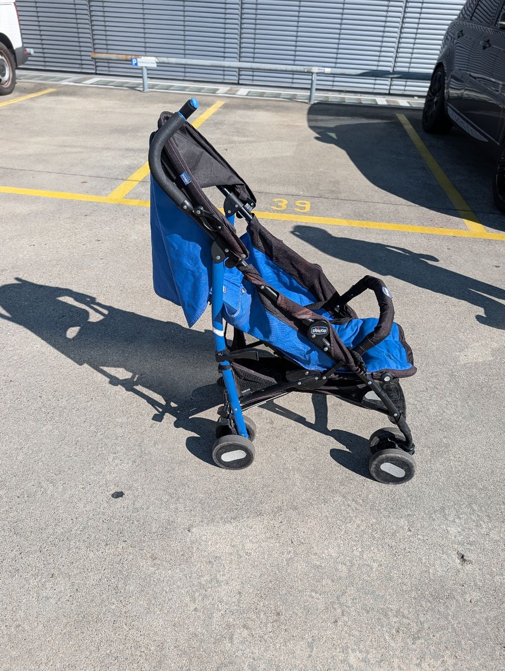 Chicco Kinderwagen: Kinderwagen Chicco Echo blau schwarz – Gebraucht aus Oberglatt ZH von LR1989