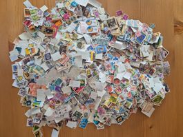 Briefmarken weltweit gelöst meist Asien Zustand gem.Bilder