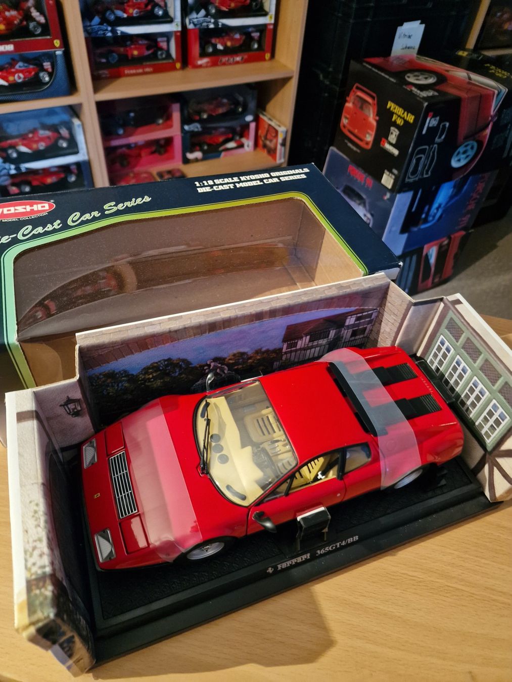 Kyosho Modellini d'auto: Ferrari 365 GT4 BB Kyosho Rot – Nuovo (secondo la descrizione) da Sisikon venduto da Hippiegv 2