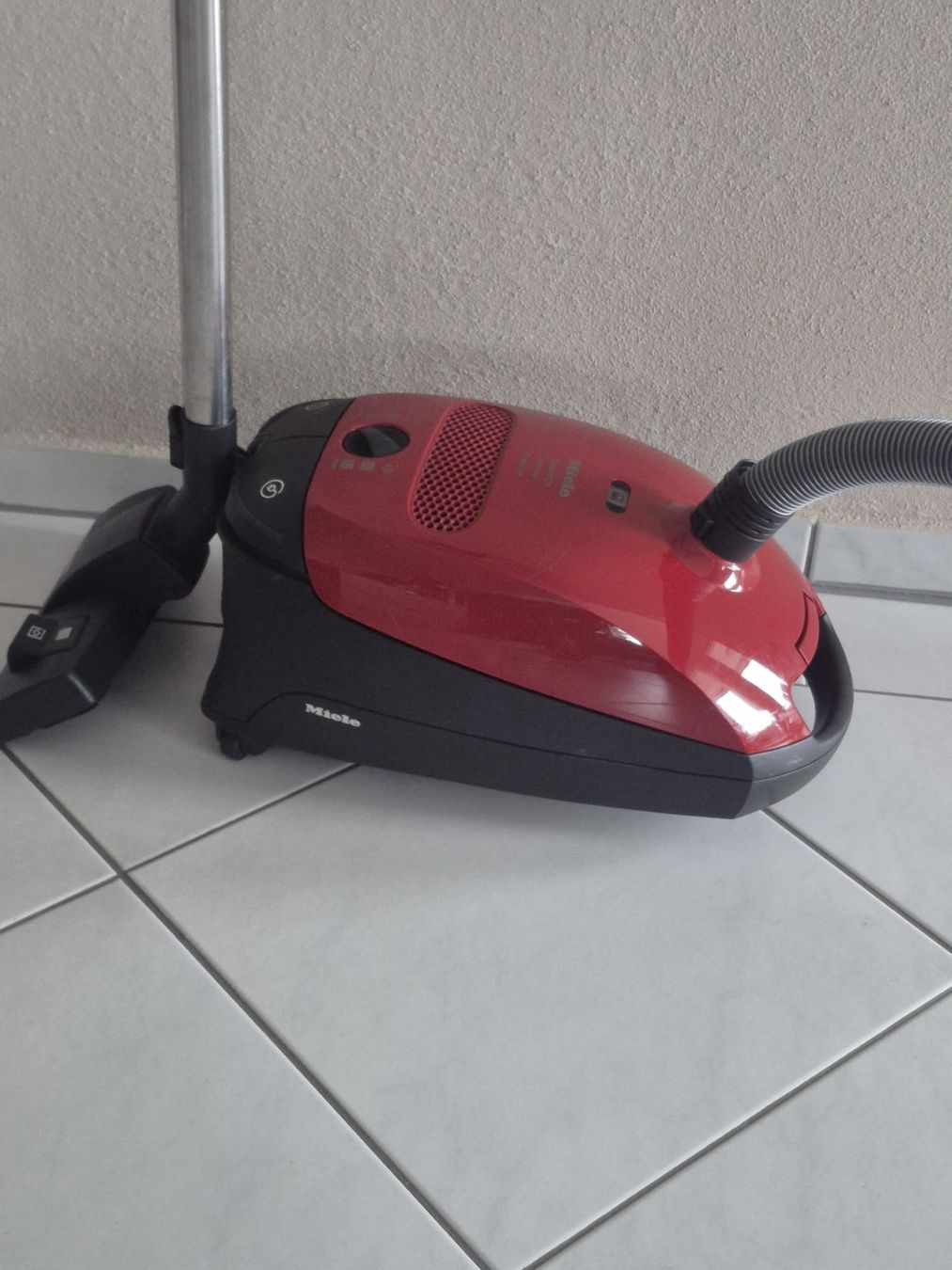 Miele Staubsauger & Zubehör: Miele Classic C1 Staubsauger – Gebraucht aus Bremgarten AG von valia67 2