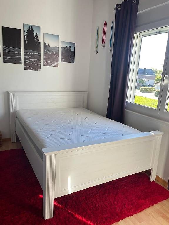 Letti: GRATIS Bett, Fernsehmöbel – Usato da Bürglen TG venduto da juti1968
