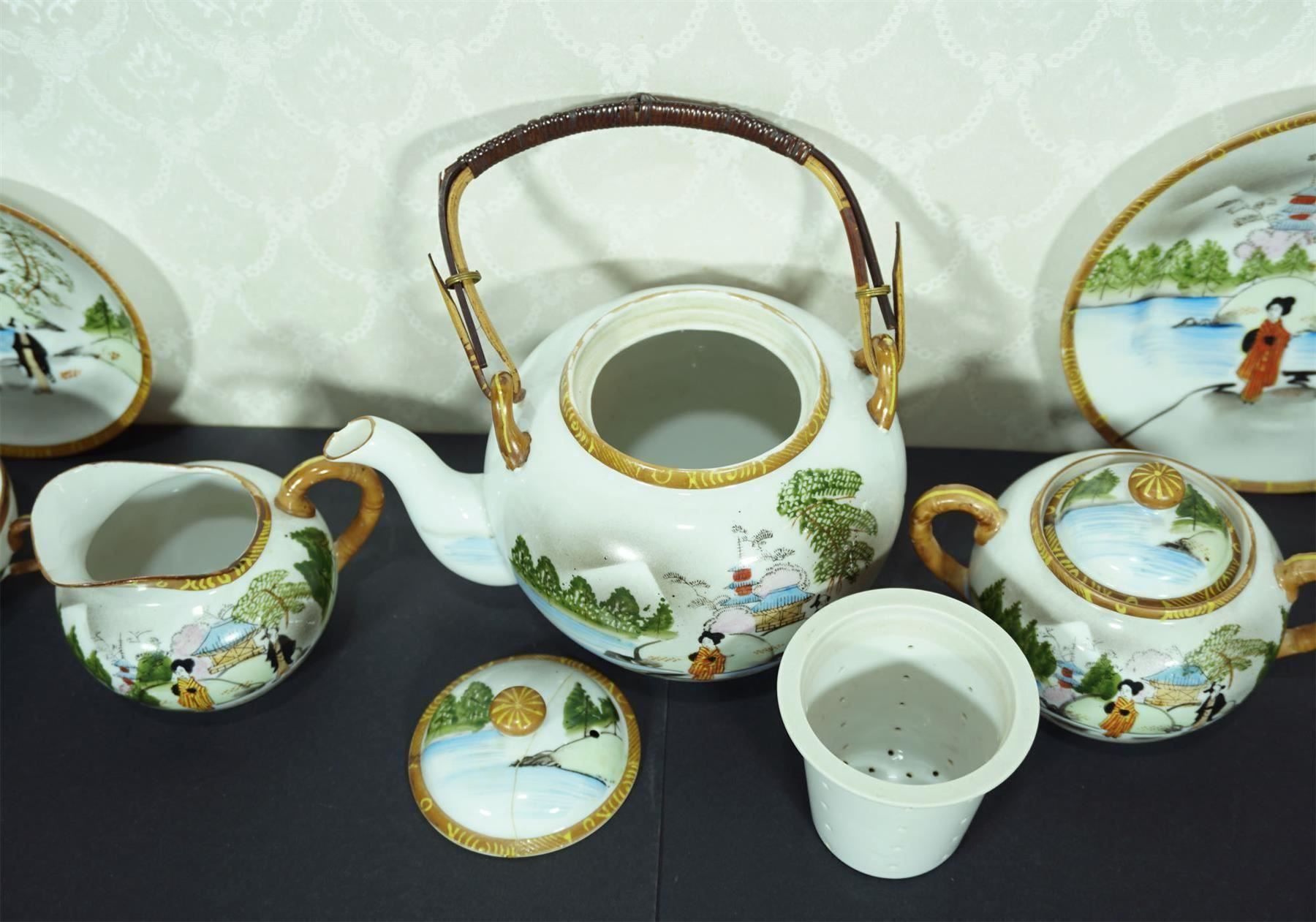 Set di piatti: Englisches Teeservice im Asia Style – Usato da Meggen venduto da Brockitare 3
