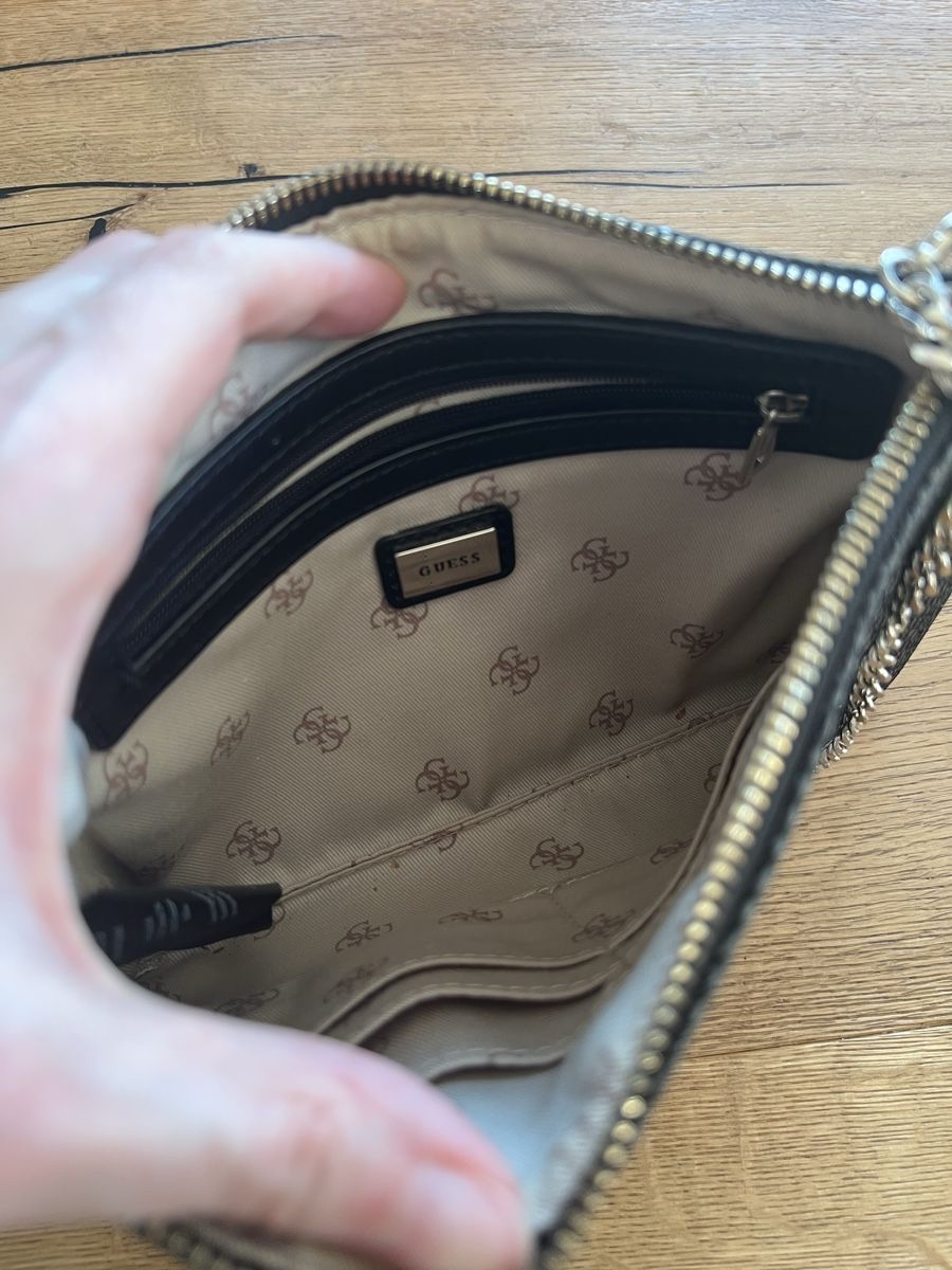 Guess Borse da donna: Guess Clutch/Abendtasche – Usato da Rapperswil SG venduto da zani_st 3