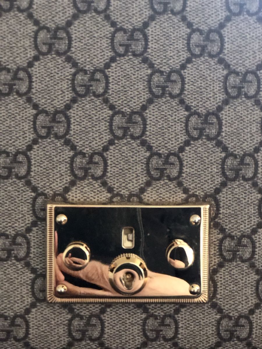 Gucci Borse da donna: Neuwertig Gucci Padlock mittleres Modell – Nuovo (secondo la descrizione) da zürich venduto da ritas0102 5