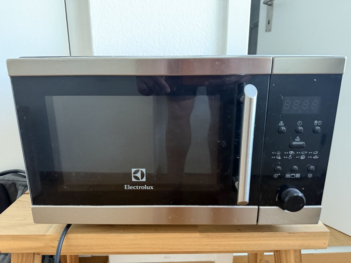 Electrolux Elettrodomestici da cucina: Electrolux Mikrowelle – Usato da Wohlen AG venduto da ale_yfy5