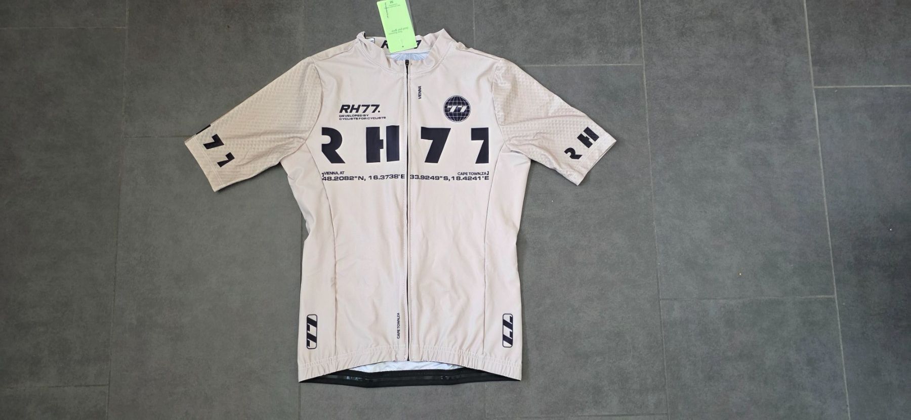 Canottiere & Pantaloni: Velotrikot RH77 hellbraun Gr. M – Nuovo e nell'imballaggio originale da Wittenbach venduto da Hase113