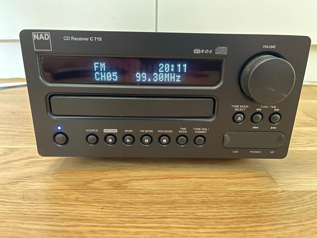 Nad Lettore multimediale & Streamer: NAD CD Receiver C 715 – Usato da Luzern venduto da Fabian_Ni 2