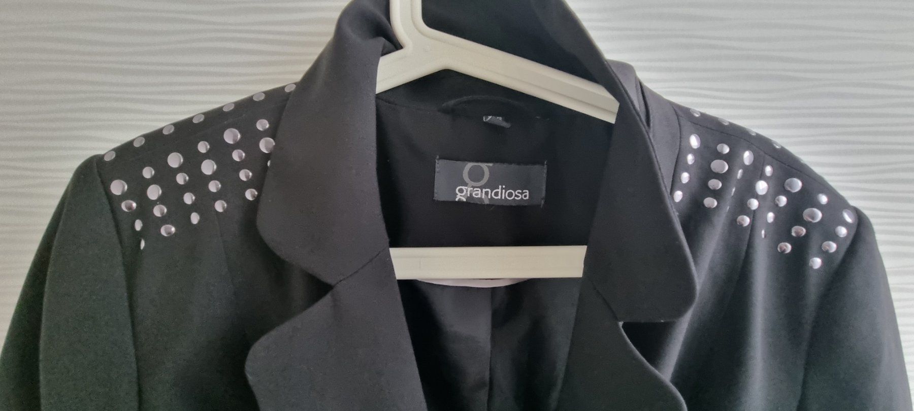 Jacken: Jacke grandiosa gr.46 – Neu (gemäss Beschreibung) aus Grossdietwil von GNOM313 1