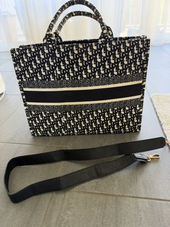 Tasche Stoffmuster blau weiss mit Trageriemen