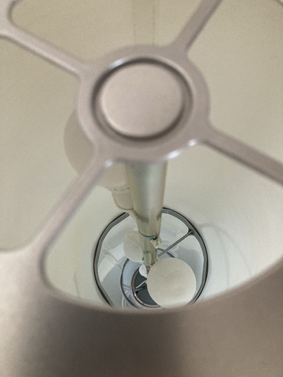 Ikea Lampade: Stehleuchte weiss mit 3 Segmenten gut erhalten – Usato da Gümmenen venduto da lar12 2