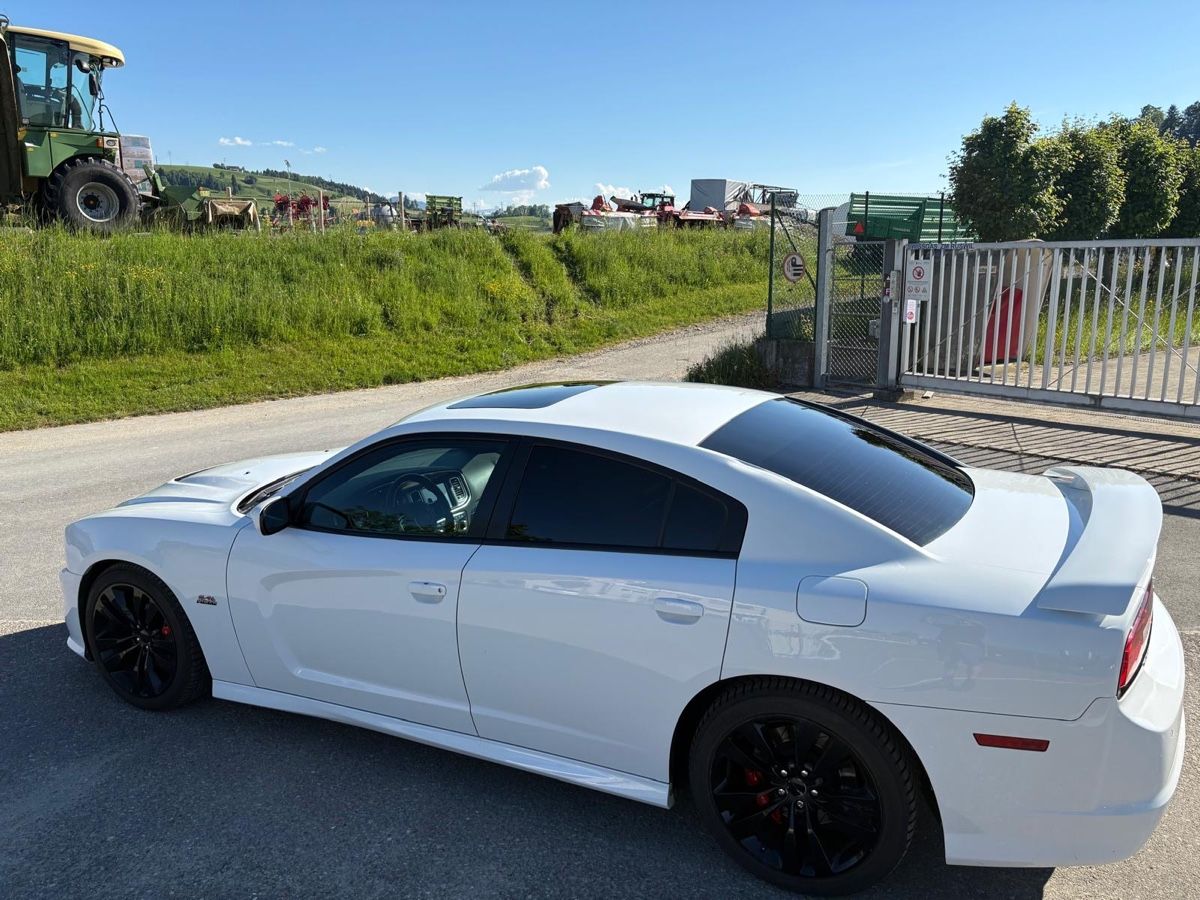 Dodge Automobili: Dodge Charger SRT8 – Difettoso da Wolhusen venduto da SilvanK. 4