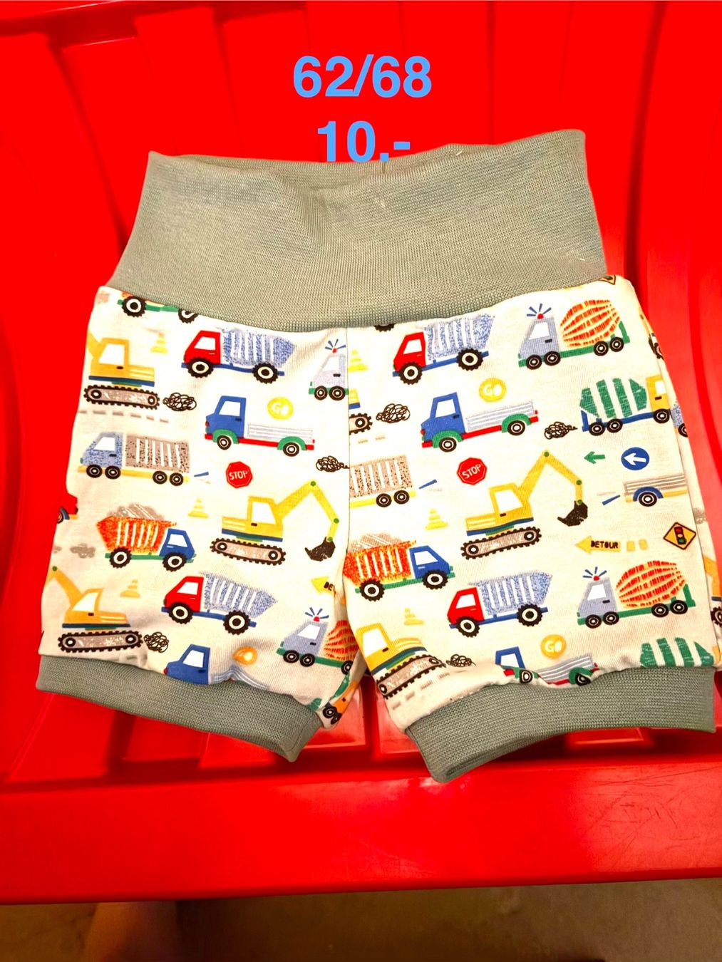 Pantaloni: Neue Handmade Pumphose kurz 62/68 – Nuovo e nell'imballaggio originale da Latterbach venduto da eselin23