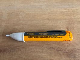 Spannungsprüfer Fluke VoltAlert 1AC-E II gebraucht