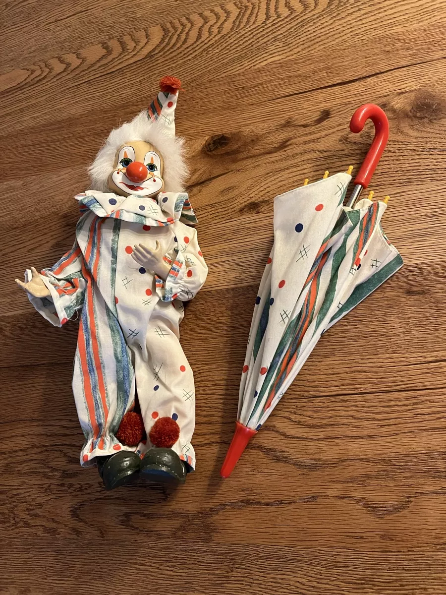 Figuren: Clowns  – Neu (gemäss Beschreibung) aus Schliern b. Köniz von medion3098