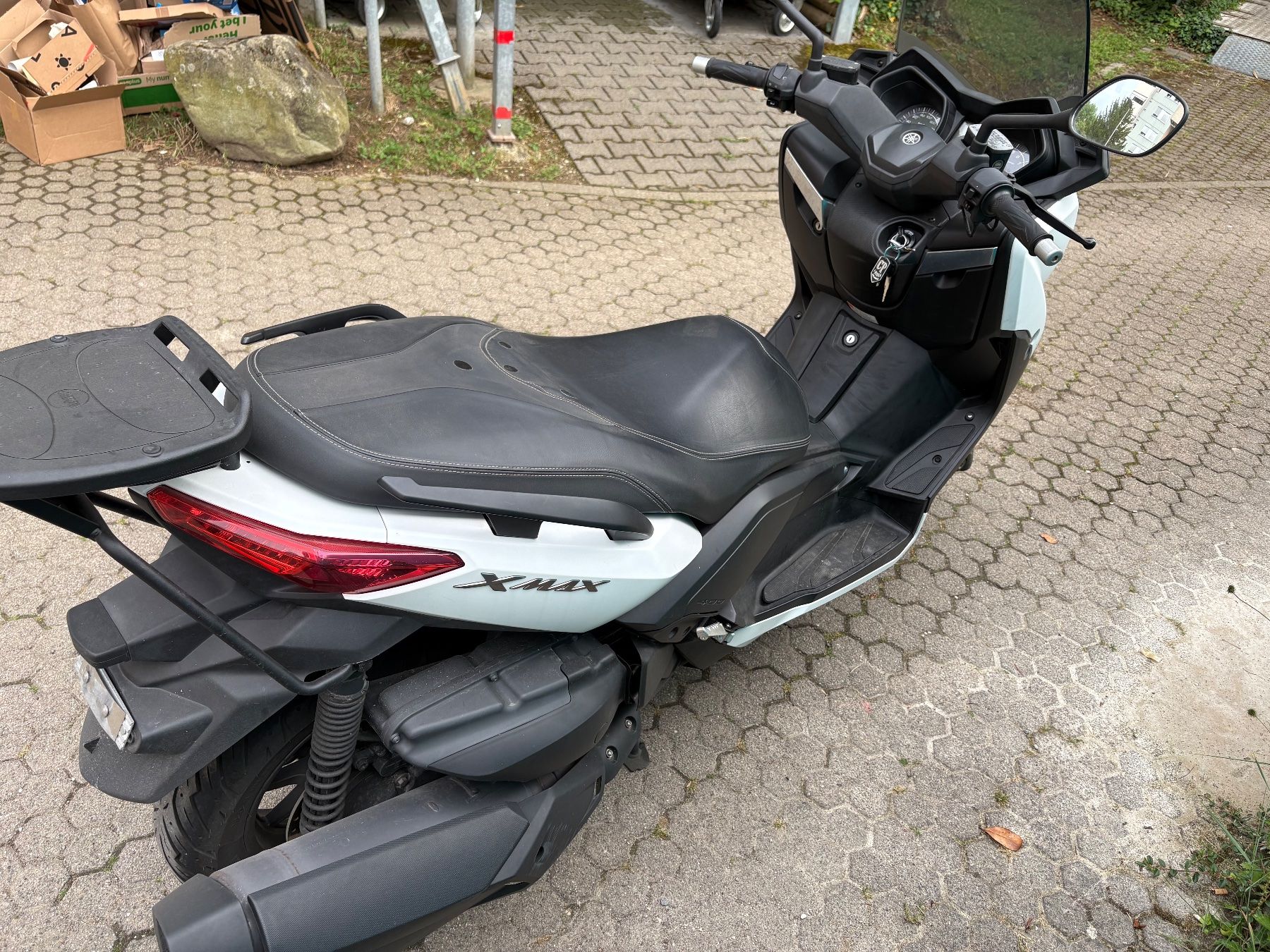 Yamaha Scooter: Yamaha XMAX 400 - Sommer-Roller 🛵 – Usato da Arlesheim venduto da Swiss_family 3
