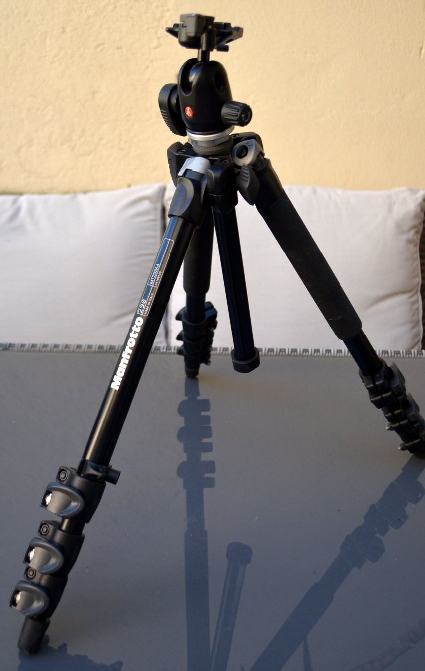 Treppiedi & Teste: Manfrotto 290  Stativ / Trépied – Usato da Collonges venduto da arashee 1