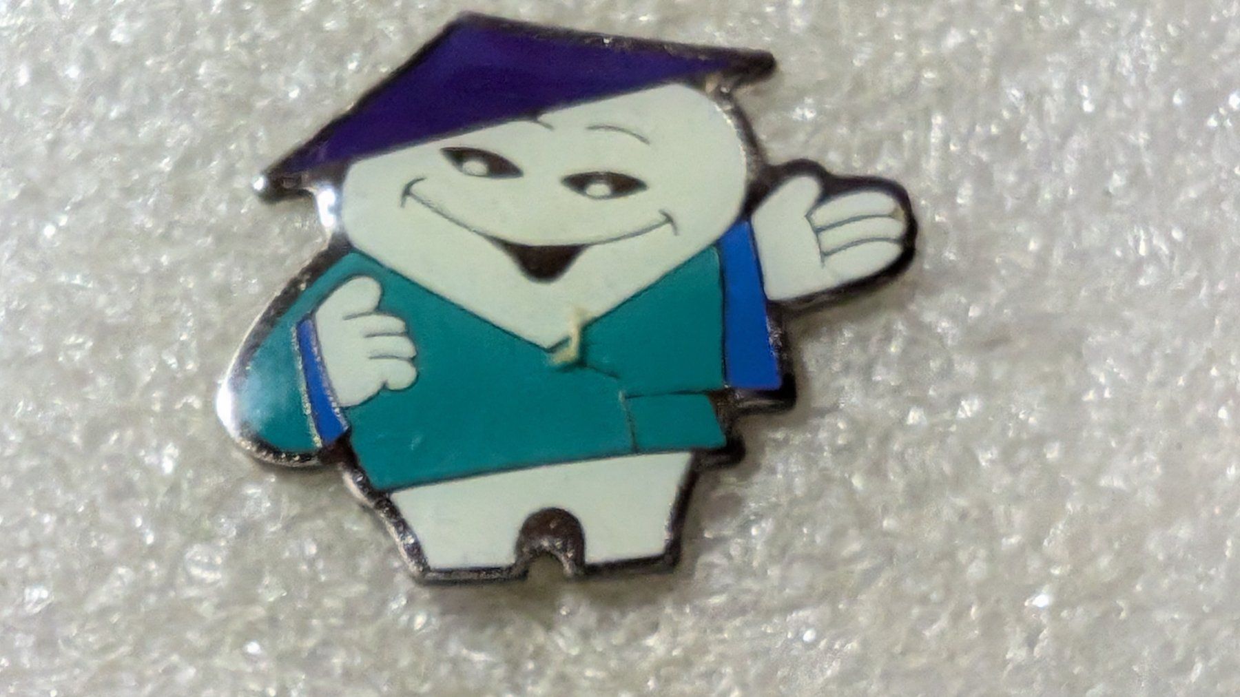 Placchette & Badge: Ansteckpin 167: Maga Bio – Usato da Oppligen venduto da Pin-Fall-Shop