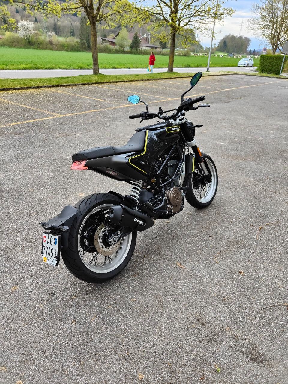 Husqvarna Strada: Husqvarna Svartpilen 401 – Usato da Oberentfelden venduto da Ecofive 2