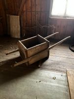 Urtümliches, landwirtschaftliches Transport-"Ding"