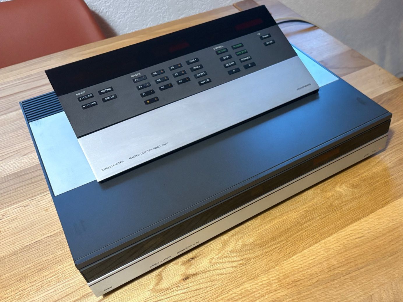 Bang & Olufsen Verstärker: B&O Beomaster 5000 + B&O Master Control Panel – Gebraucht aus Crans VD von ala_gfv9
