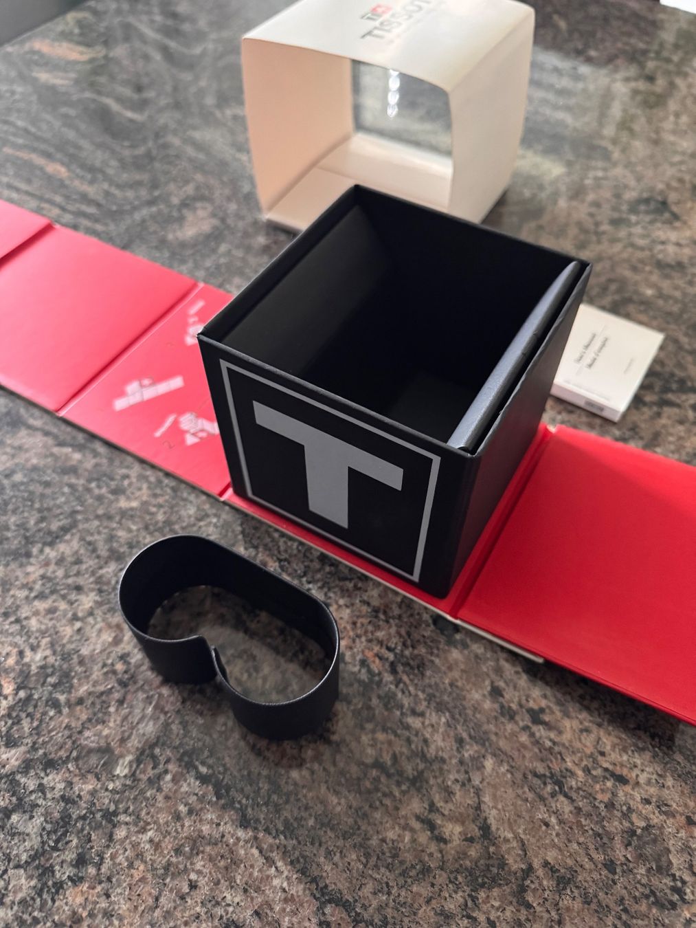 Tissot Scatole porta orologi: Tissot Uhren-Box. – Usato da Gerlafingen venduto da Aebu85 3
