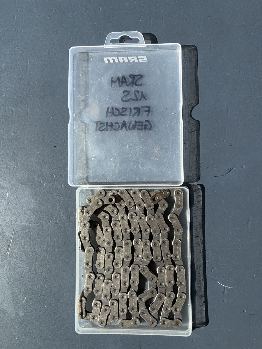 Sram Ersatzteile: Sram Red und Sram Force Kette – Gebraucht aus Zürich von jan_sh9l