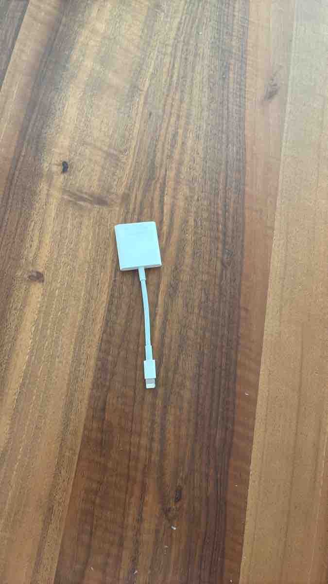 Apple Kartenlesegeräte: Apple Lightning auf SD Kartenleser Adapter – Gebraucht aus Bettlach von Brissoni