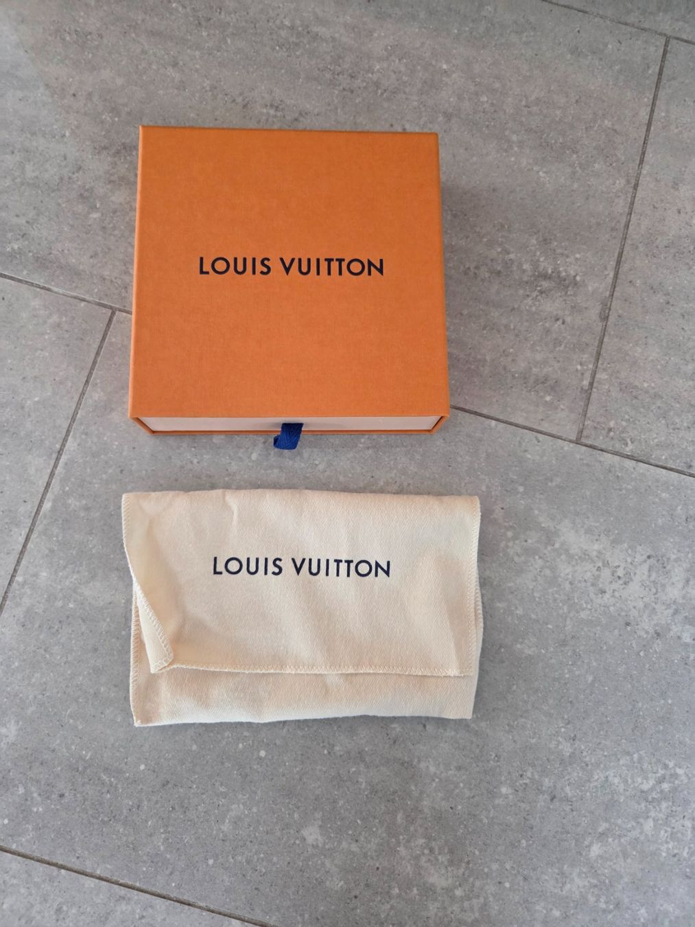 Altro in Decorazioni & Accessori: Louis Vuitton Box, Schachtel – Nuovo (secondo la descrizione) da Wiesendangen venduto da Sinhuk
