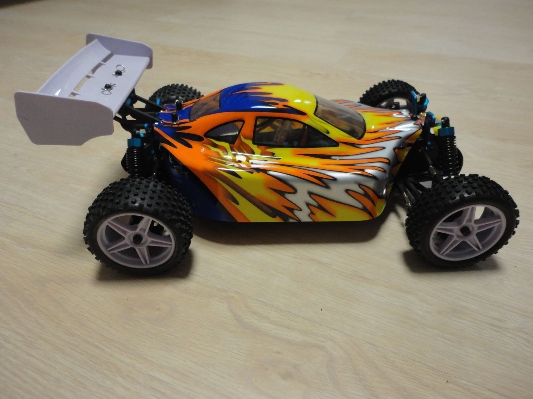 RC Modellbau: Buggy 1:10 Allradantrieb Neu alles dabei – Neu und originalverpackt aus Horgen von RcModell 3