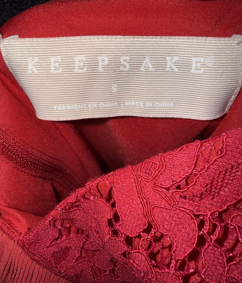 Kleider: Keepsake Spitzenkleid | Rot | One-Shoulder | Grösse S – Neu (gemäss Beschreibung) aus Oftringen von Jola16 2